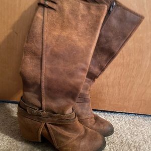 Fergie women’s boots